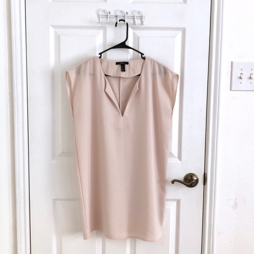 🎁 2 for $24 | Forever 21 light gray shift dress